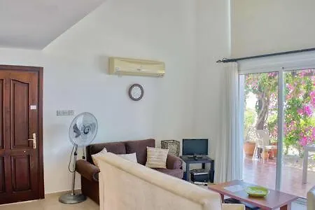 Joya Cyprus Maroon Garden